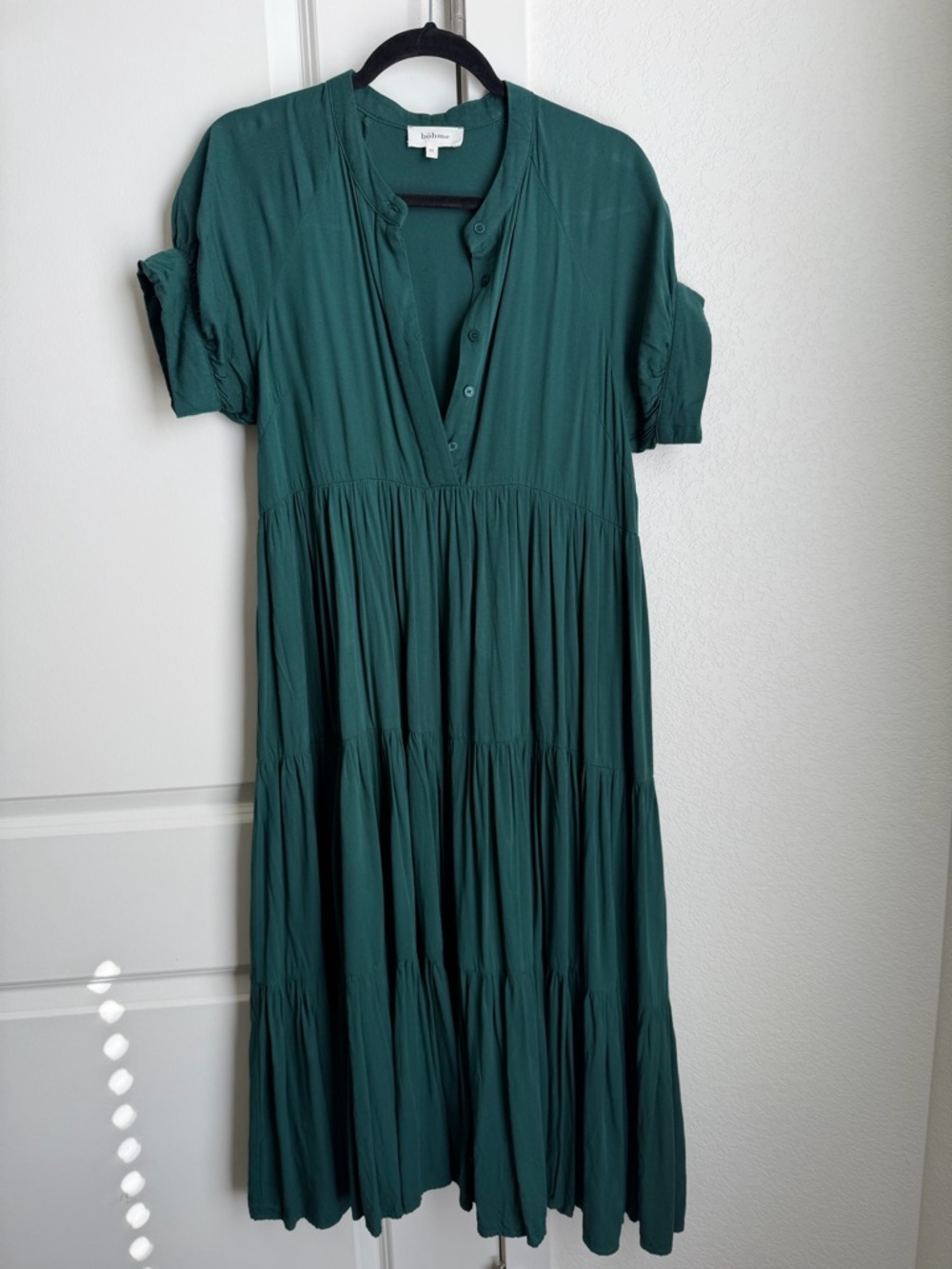 bohme Emerald Green Tiered Button-Front Midi Dress